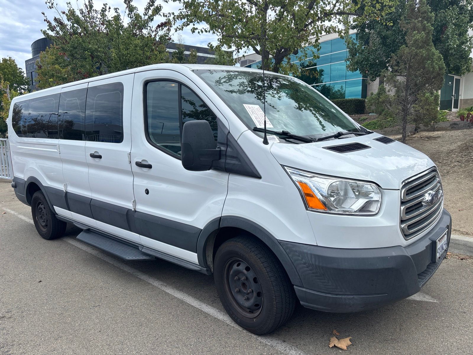 ford transit wagon 2018 1FBZX2ZM1JKA29439 image ford transit wagon 2018 1FBZX2ZM1JKA29439 image